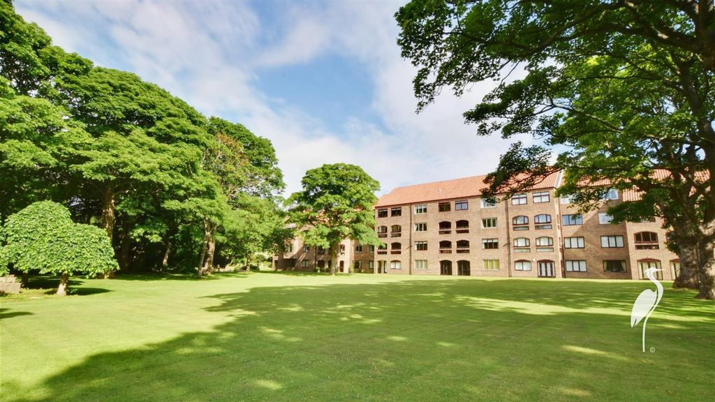 2 bed flat for saleWhitburn Hall, Whitburn, Sunderland SR6
