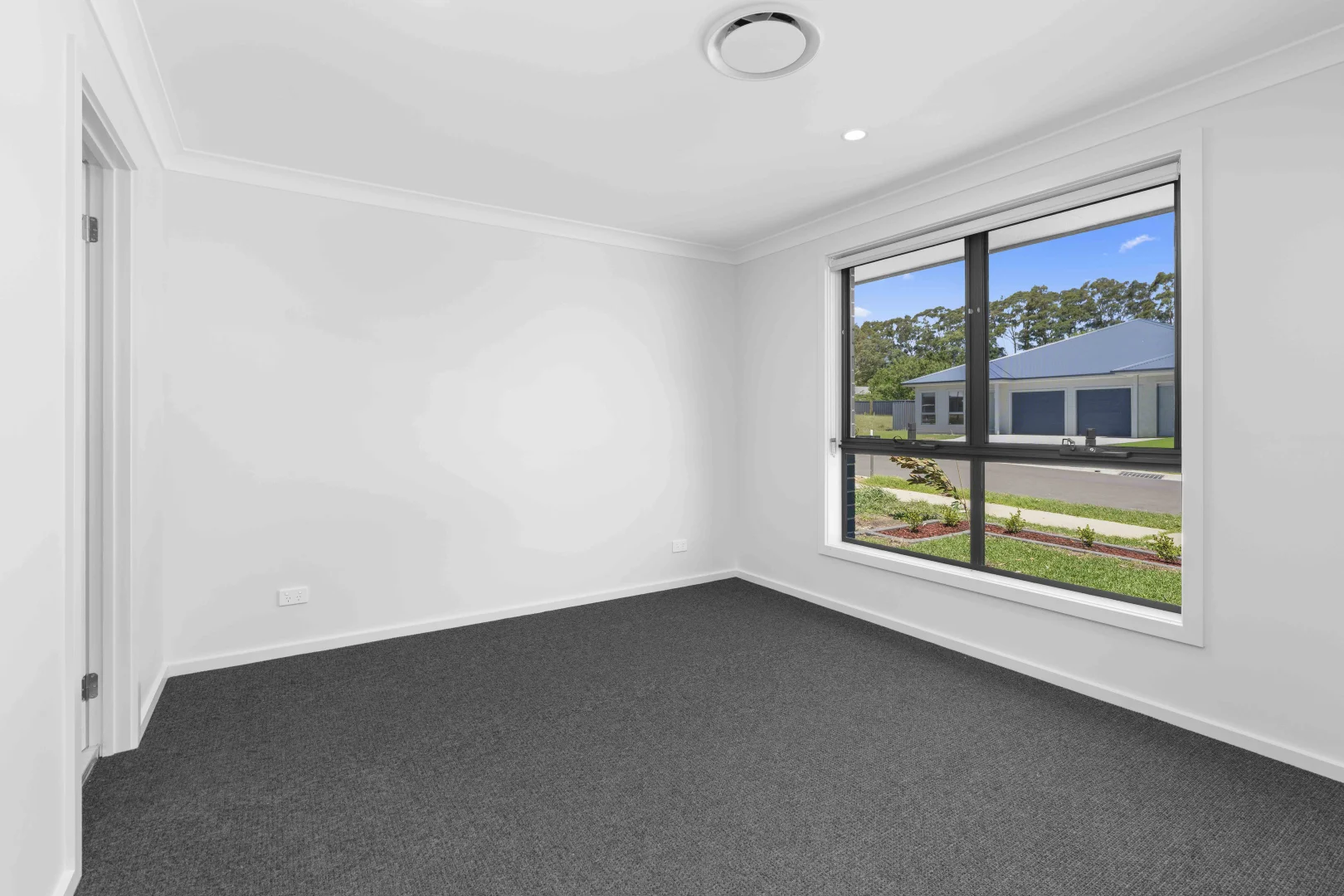 36 Corymbia Way, Badagarang NSW 2540 photo 5