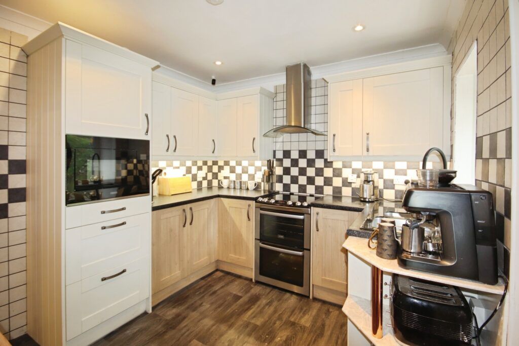 Additional image 4 of 3 bed flat for sale1 Crichton Road, Rothesay PA20