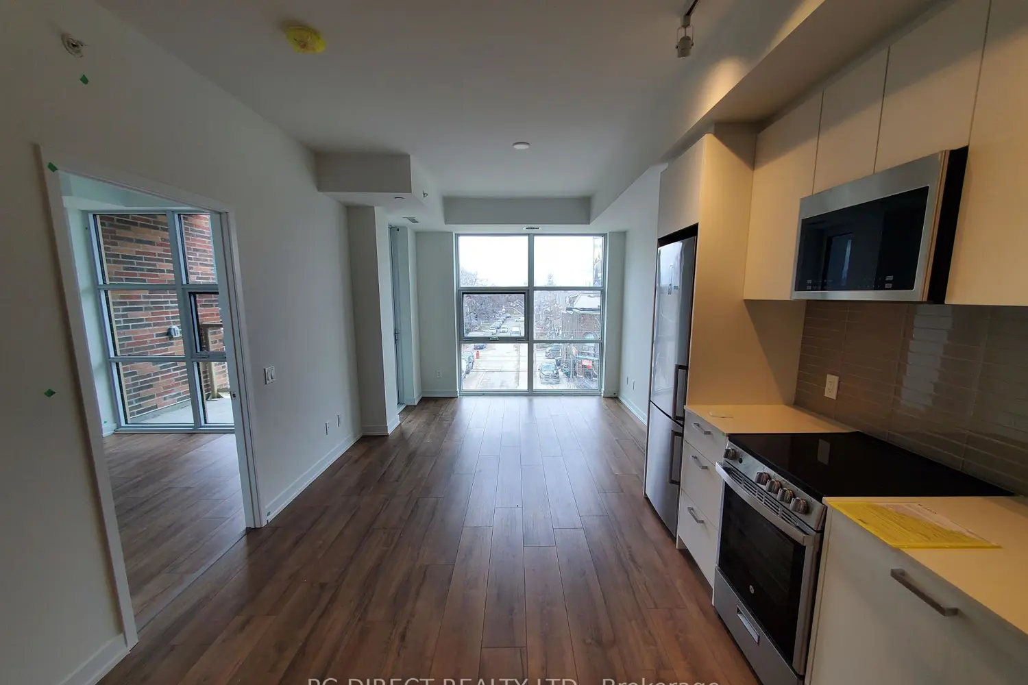Additional image 3 of 1787 St Clair Avenue 324