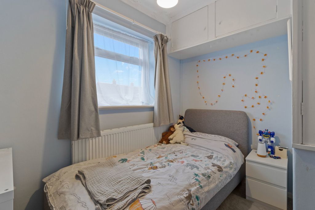 Additional image 11 of 3 bed semi-detached house for saleMoat Crescent, Malvern WR14