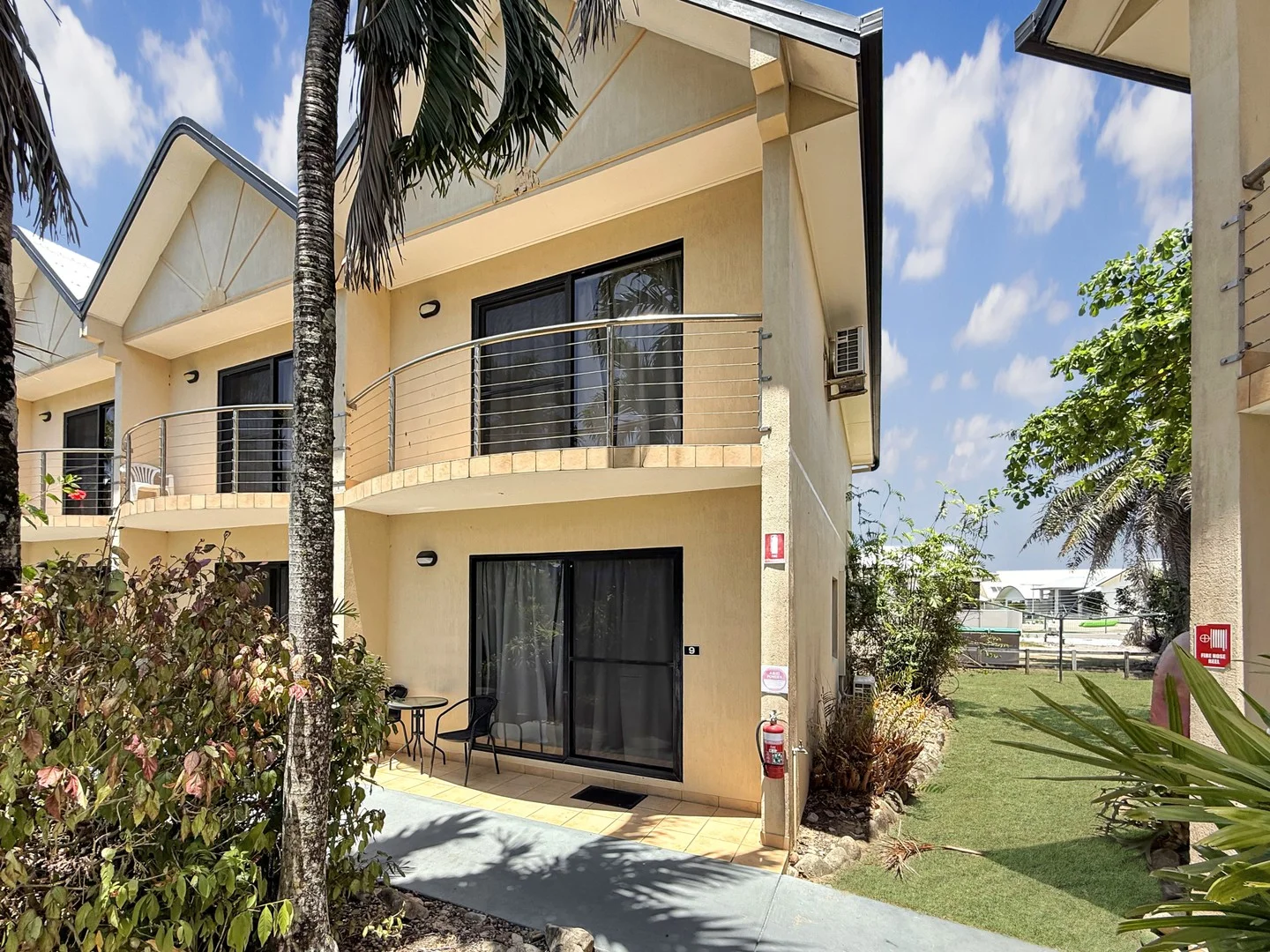 9/43-45 Dungeness Road, Lucinda QLD 4850