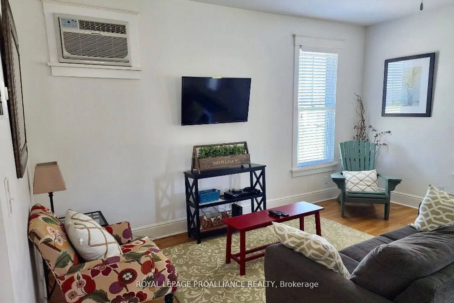 38 Meadow View Lane photo 4