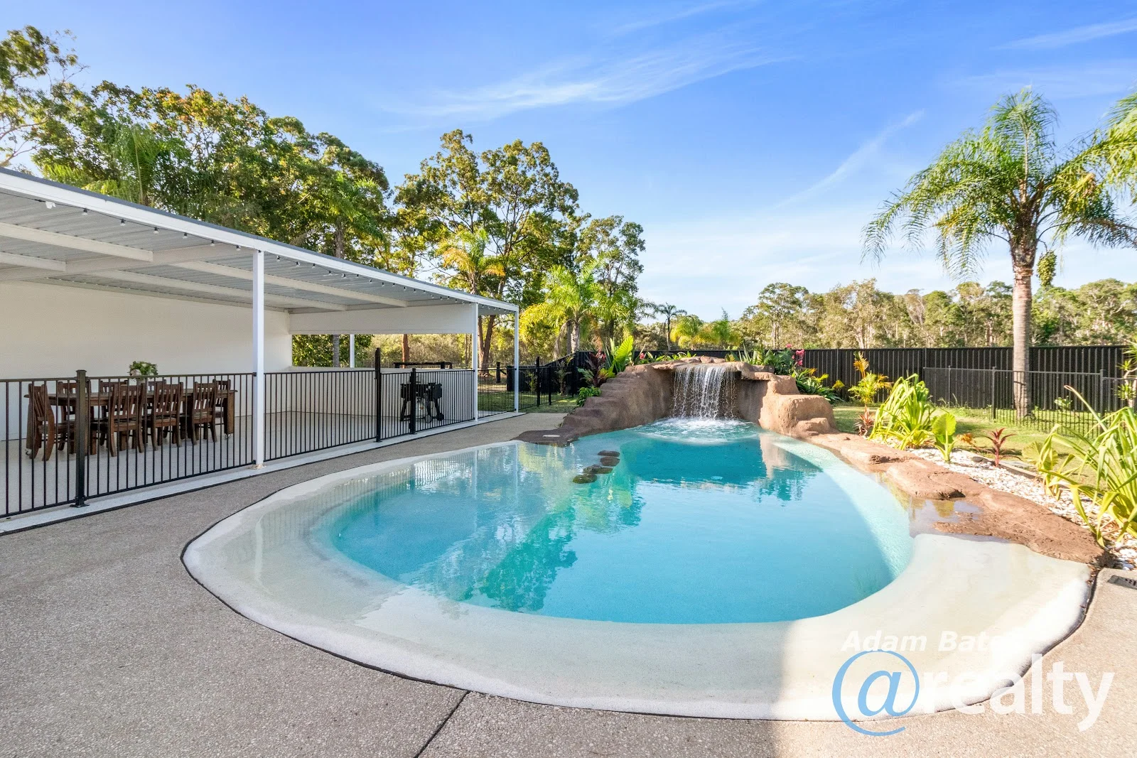 52 Tableland Road, Sunshine Acres QLD 4655