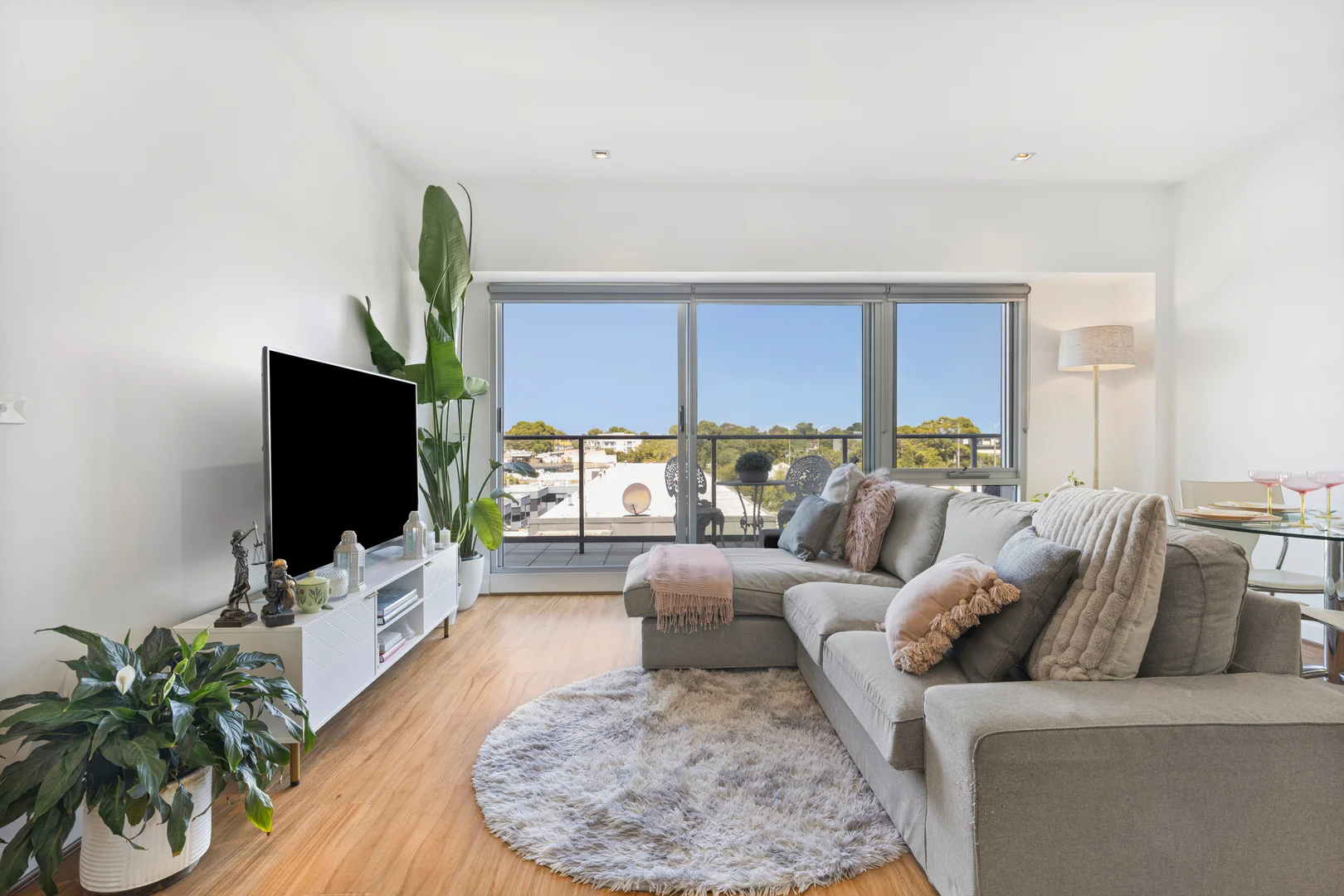 Additional image 3 of 401/135 Inkerman Street, St Kilda VIC 3182