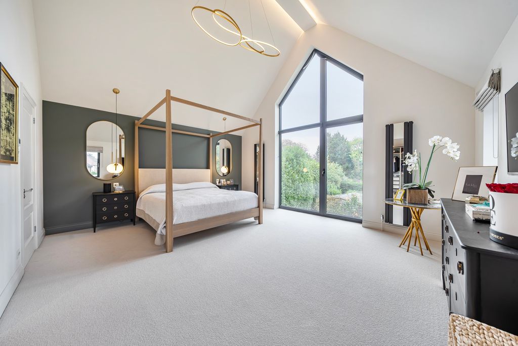 Additional image 2 of 6 bed detached house for saleMill Lane, Gerrards Cross, Buckinghamshire SL9