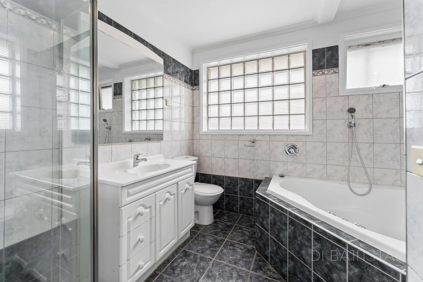 Additional image 12 of 4 Harper Close, Craigieburn VIC 3064