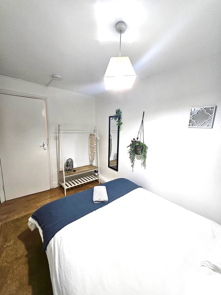 2 Bed Flat, Brick Lane, E1, N1 7GU photo 3