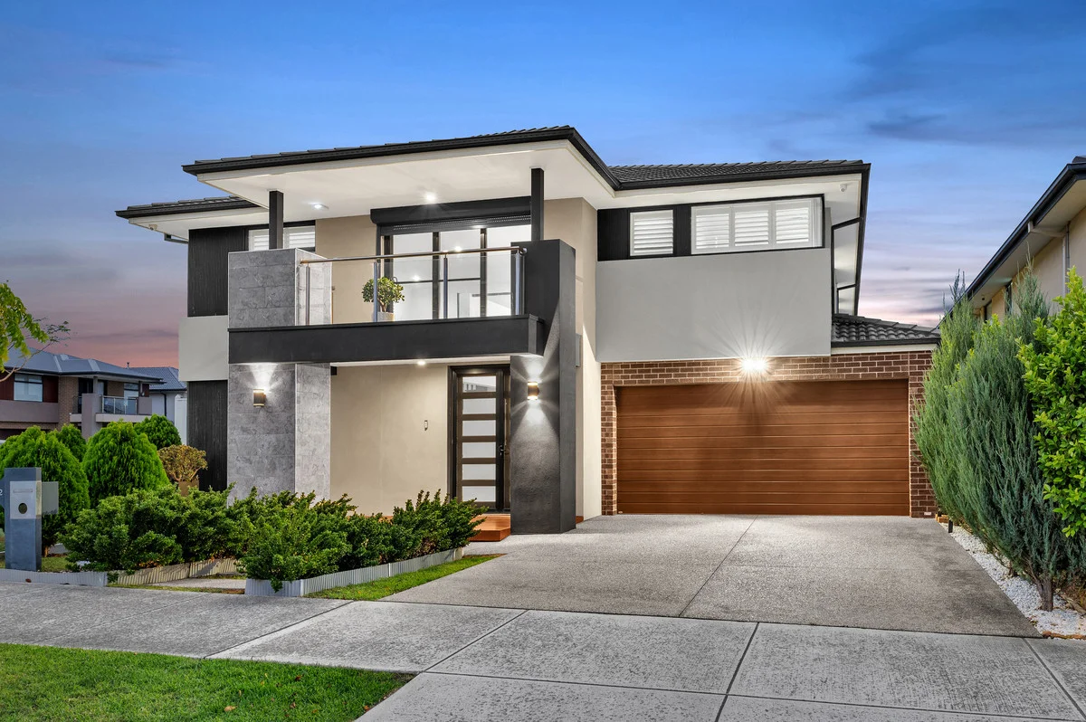 22 Watermint Way, Clyde North VIC 3978