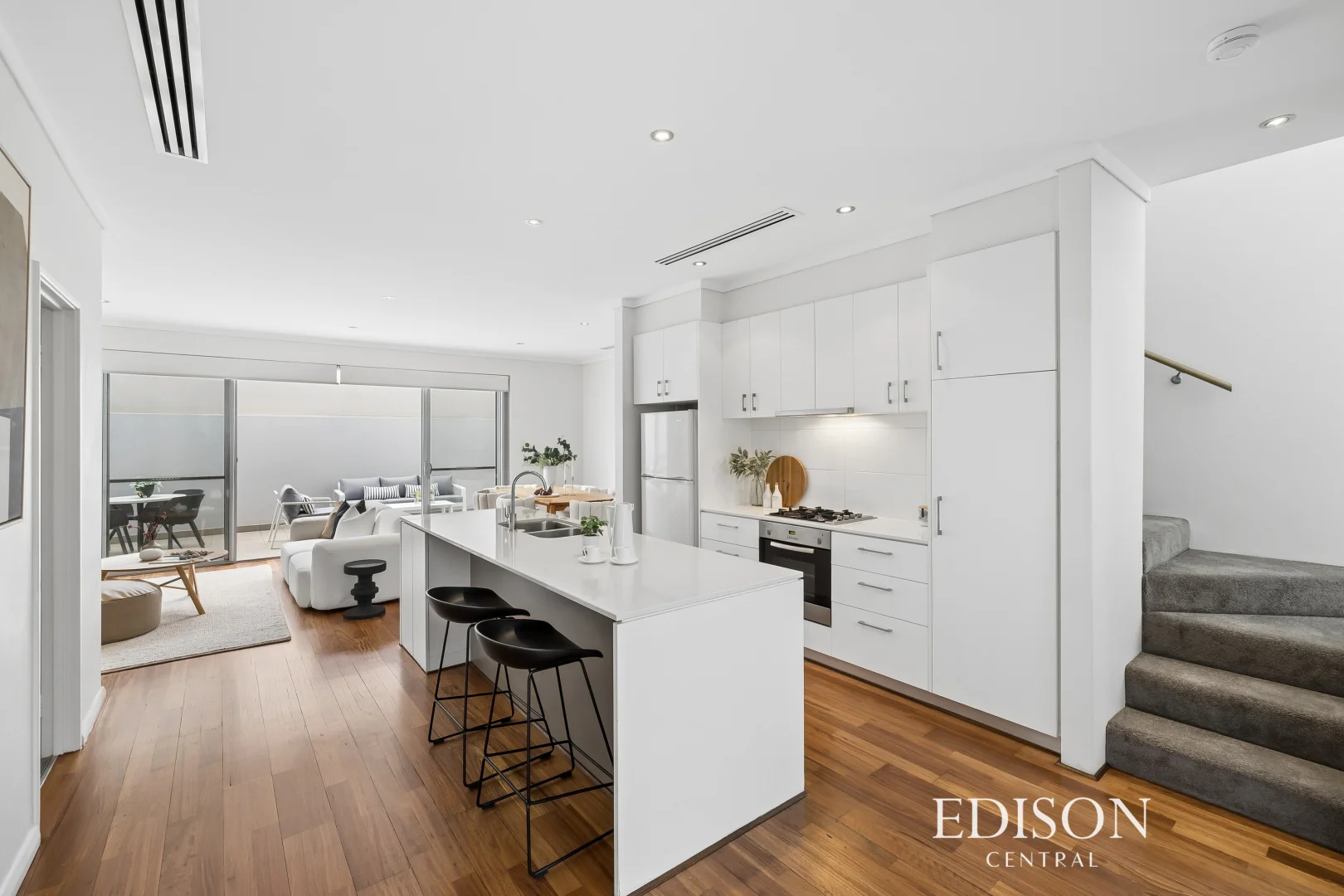 5/2 Braid Street, Perth WA 6000 photo 4