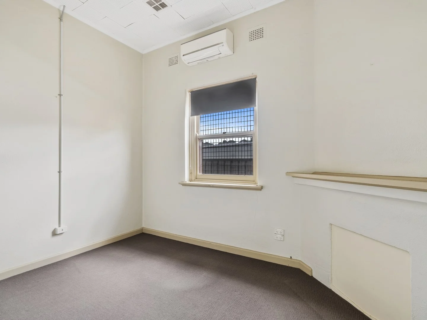 Room 5/2A River Street, Corowa NSW 2646