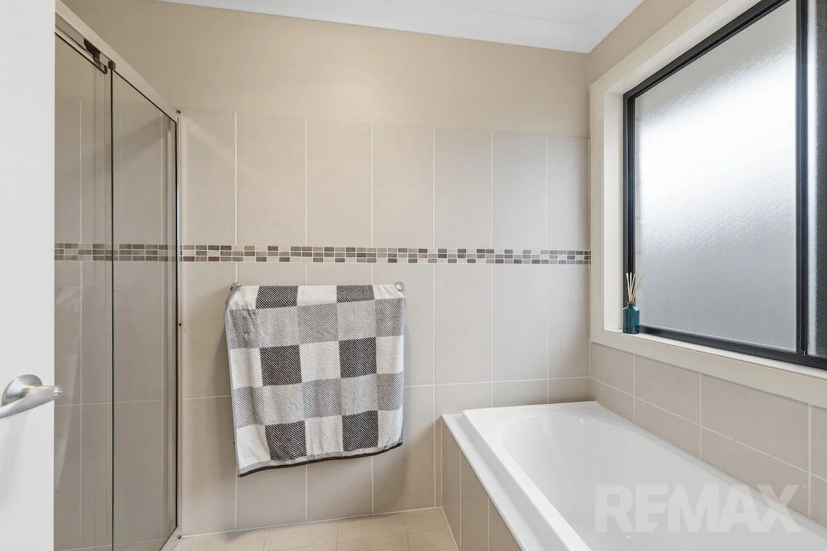 Additional image 25 of 45 Yarrawah Crescent, Bourkelands NSW 2650