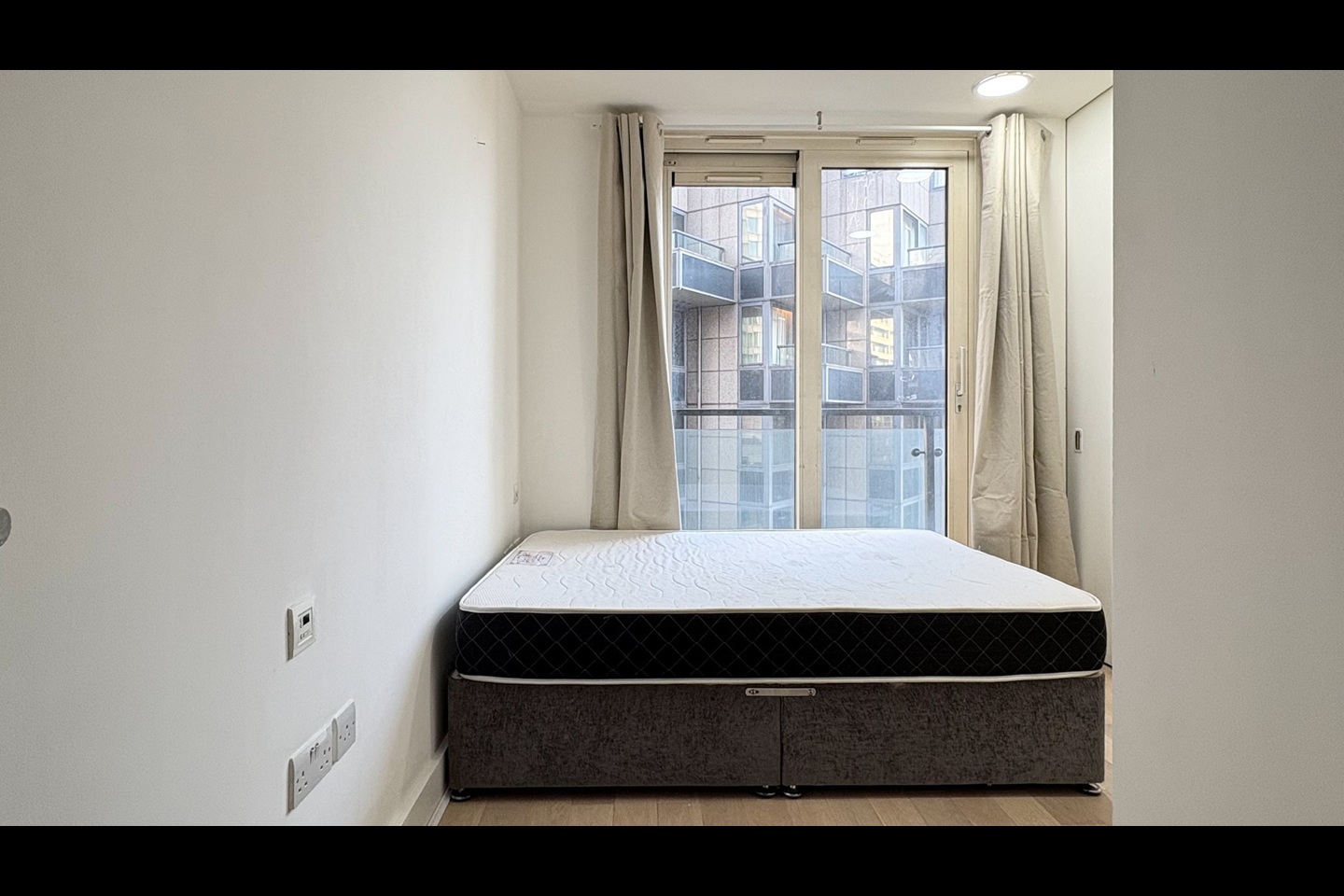 2 Bed Flat, Praed St, W2, N1 7GU photo 3
