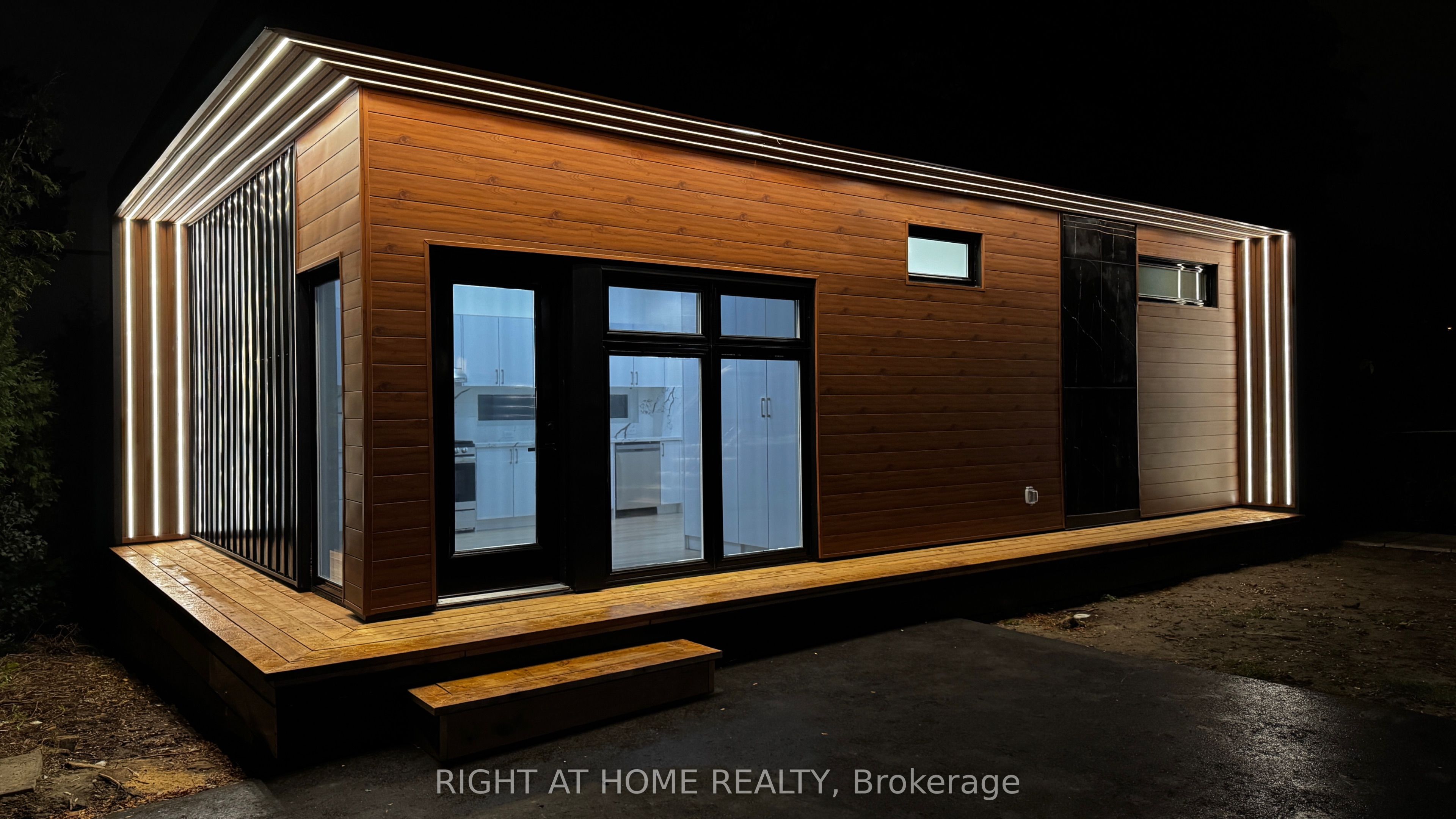 25 Templar Drive, Toronto, ON, M9R 3C6 photo 5