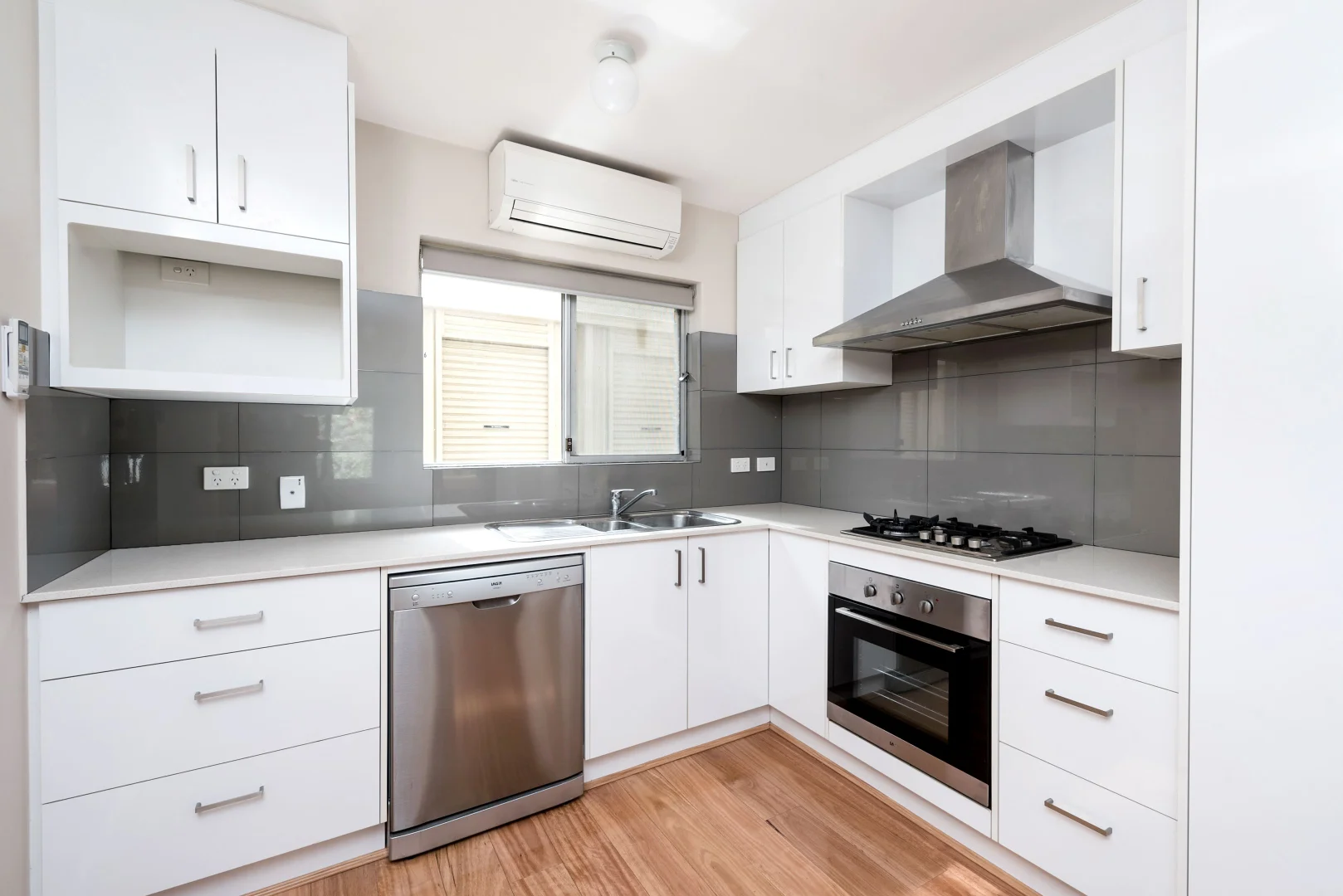 Additional image 3 of 12/4 Gadsdon Street, Cottesloe WA 6011