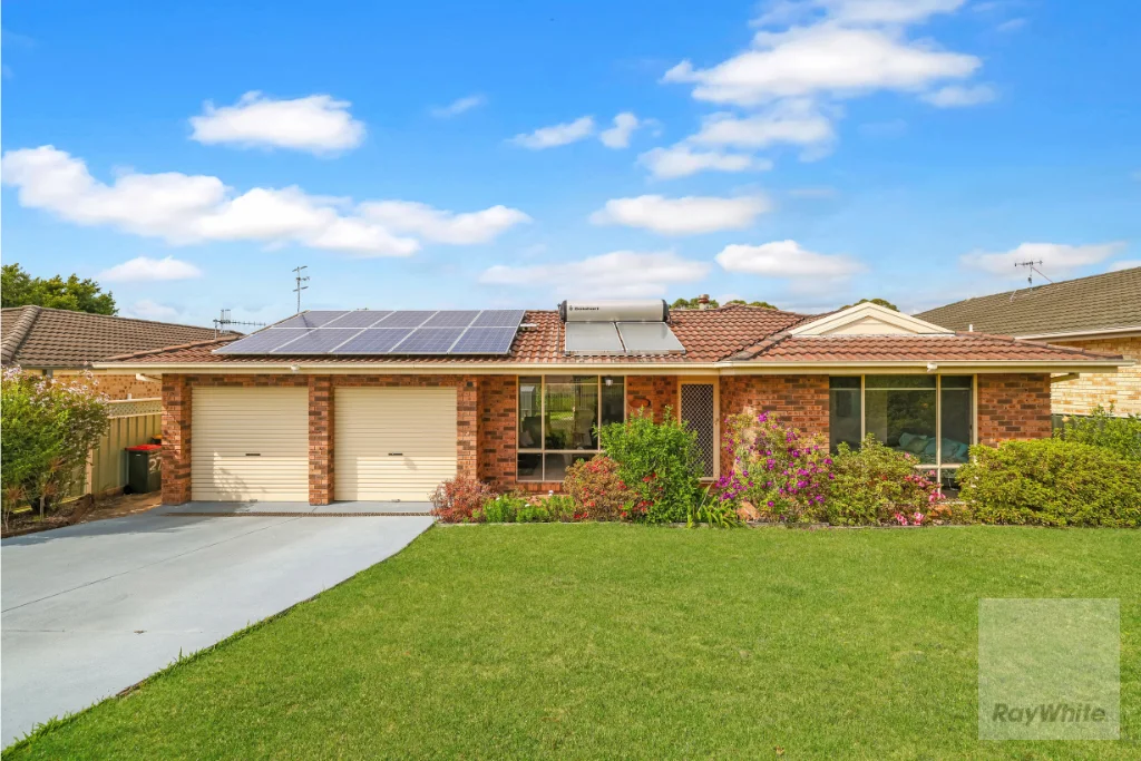 27 Carson Crescent, Callala Bay NSW 2540