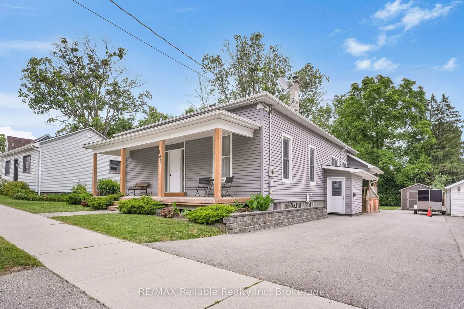143 Albert Street photo 2