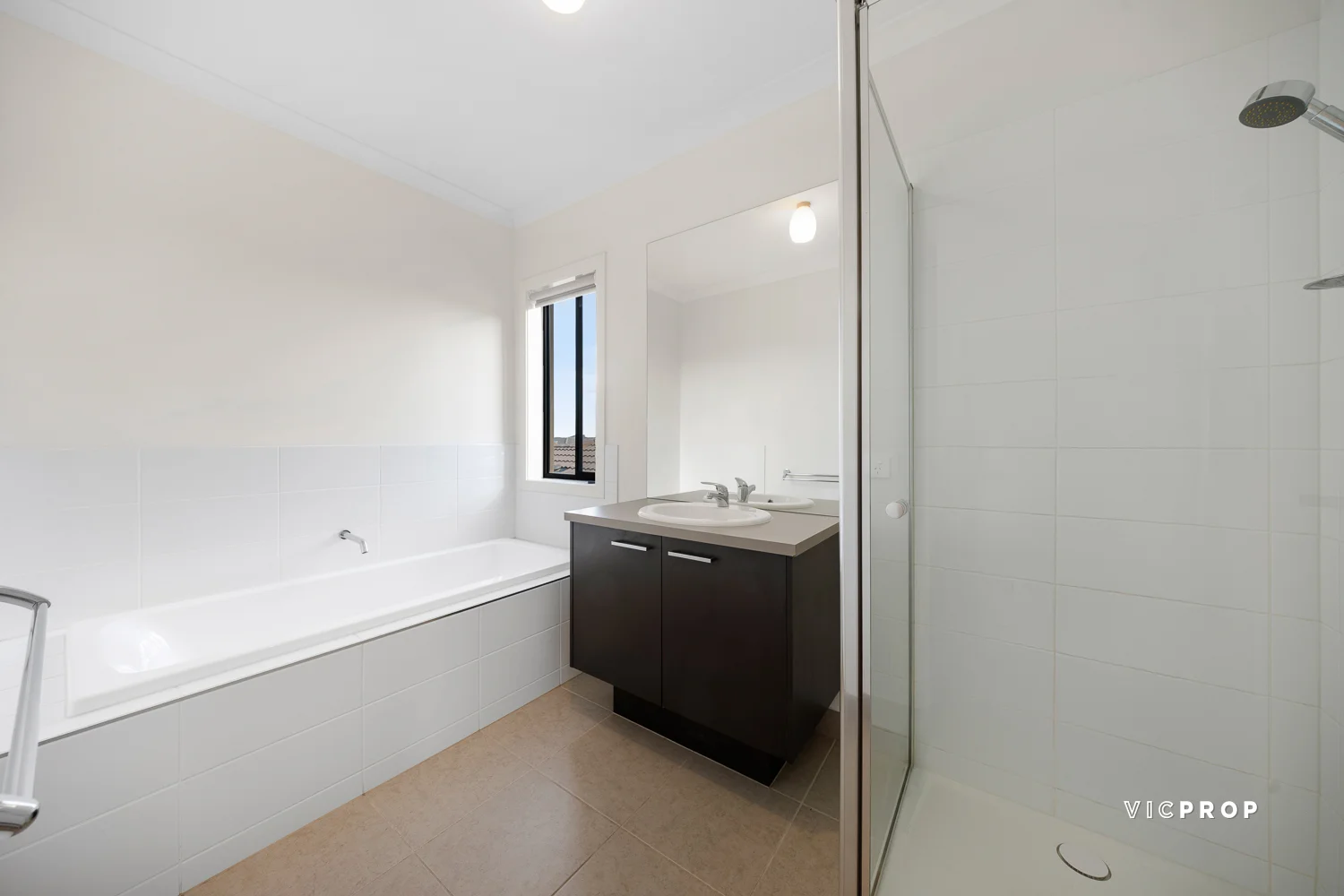 Additional image 3 of 43 Indura Drive, Werribee VIC 3030