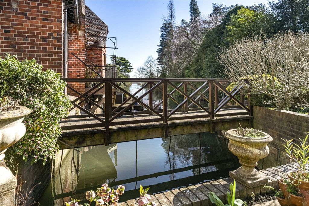 Additional image 22 of 3 bed flat for saleMarsh Mills, Wargrave Road, Henley-On-Thames, Oxfordshire RG9