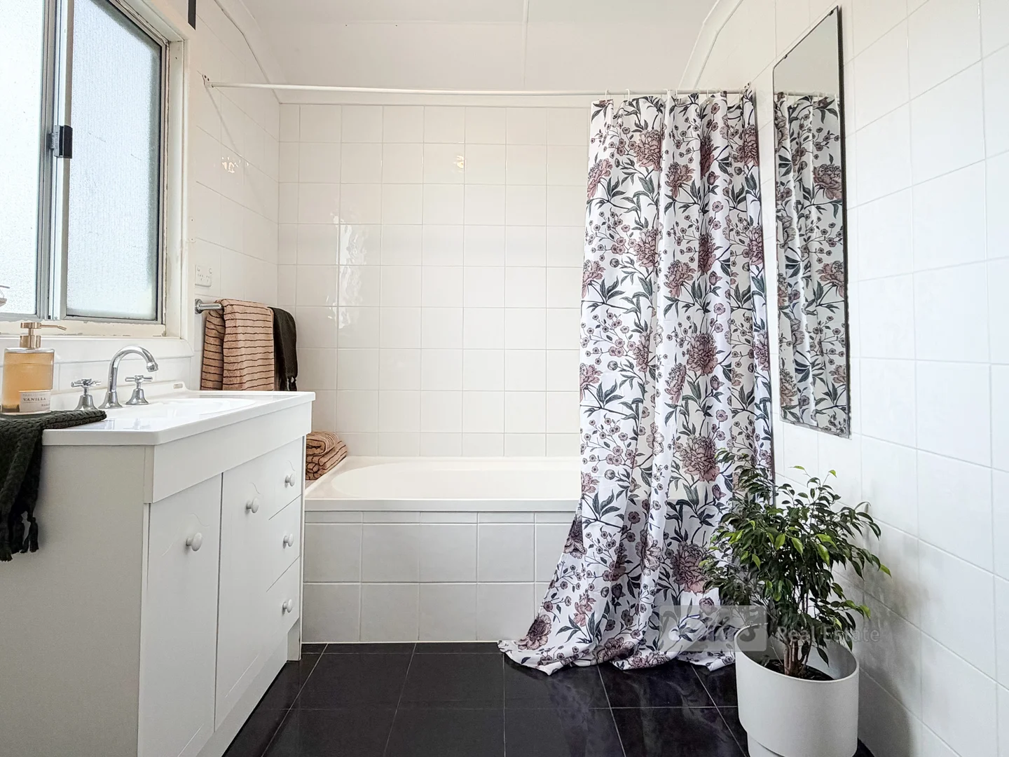 Additional image 10 of 18 Susan Street, Bremer Bay WA 6338
