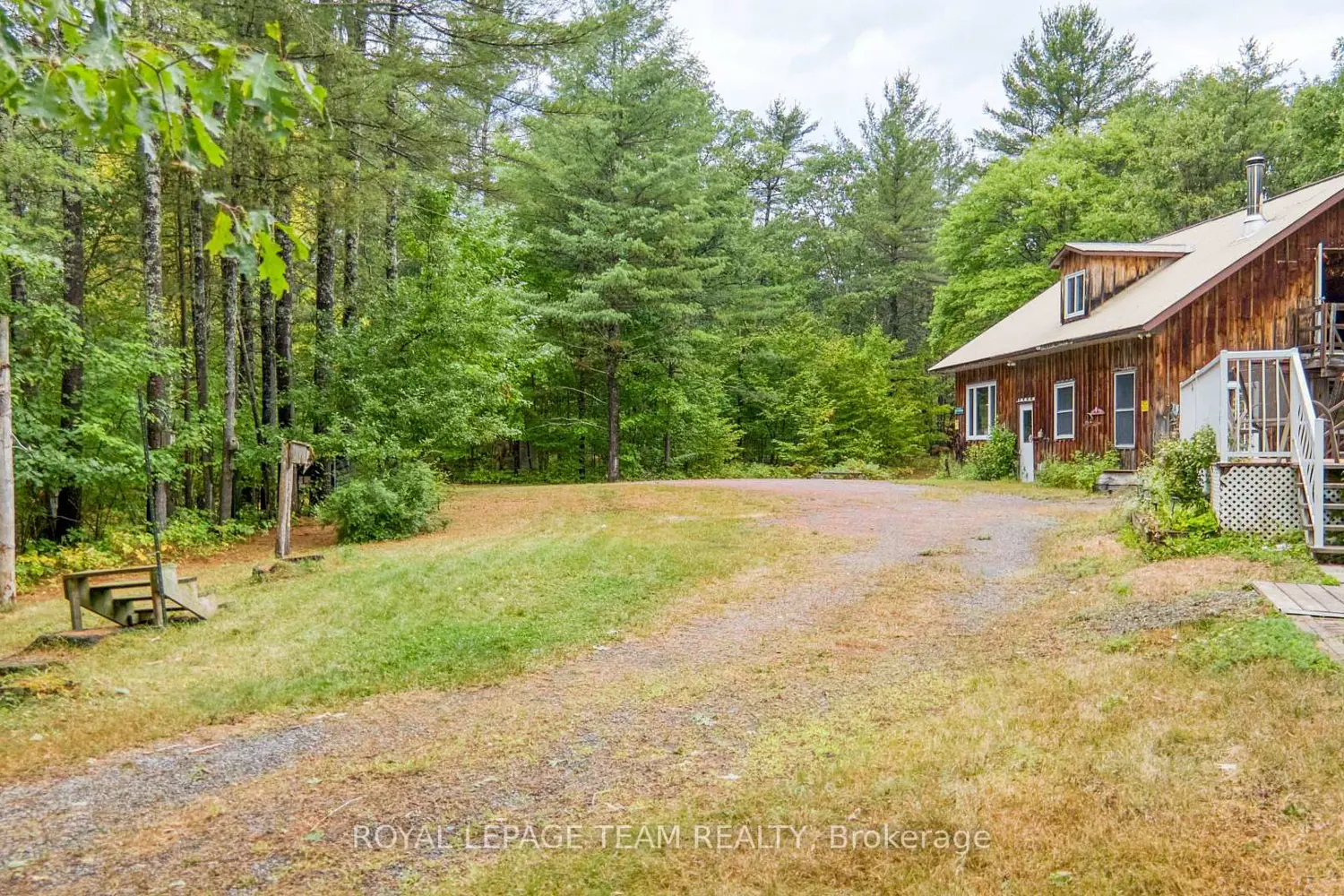 200 Smith Lane photo 4