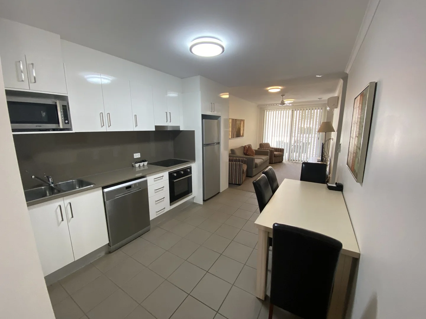 18/11 Bacon Street (Oaks Apartments), Moranbah QLD 4744