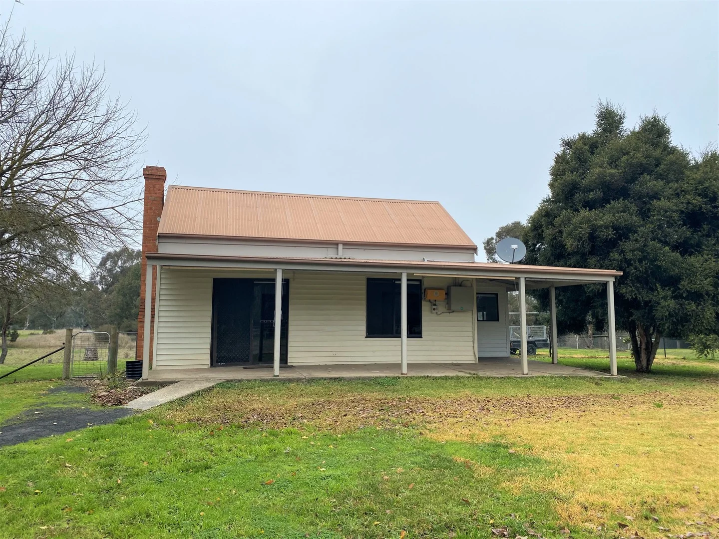 1 Dickson Street East, Woomargama NSW 2644