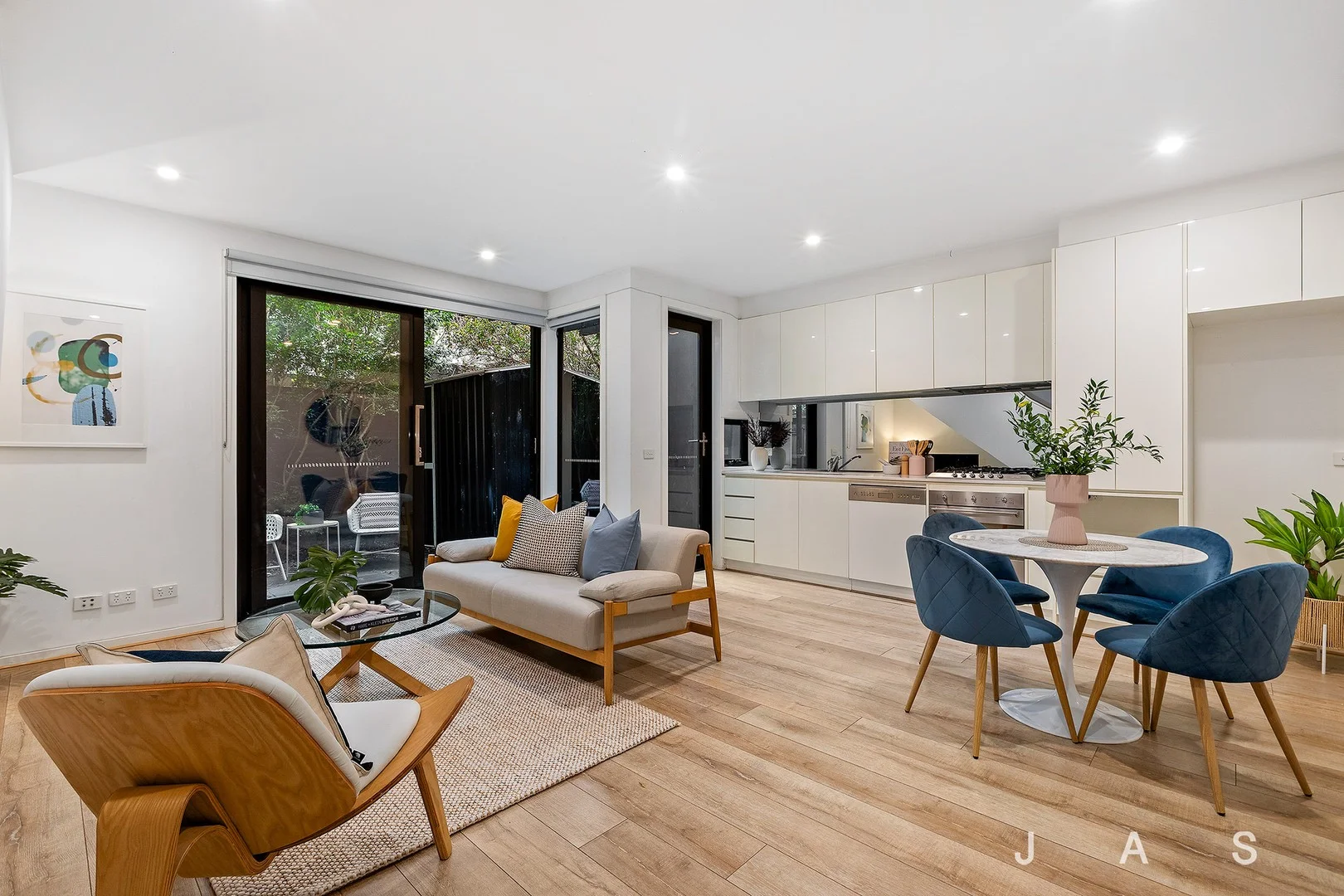 2/25 Somerville Road, Yarraville VIC 3013