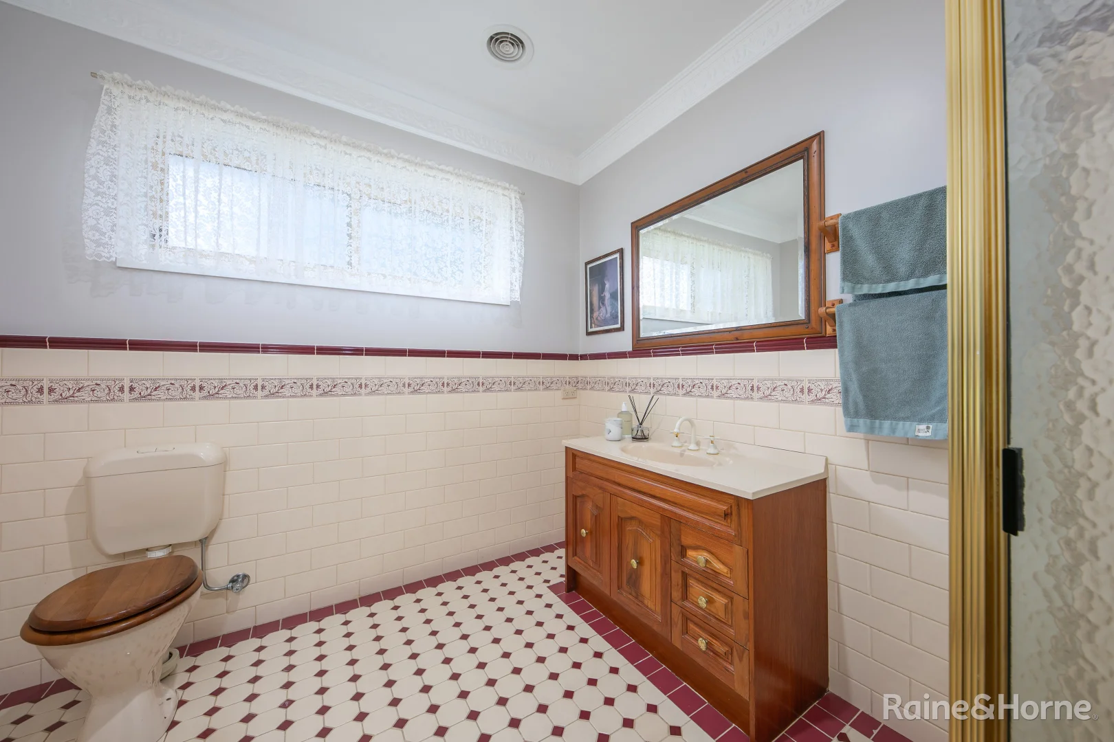 Additional image 9 of 27 De Lisle Avenue, Sunbury VIC 3429