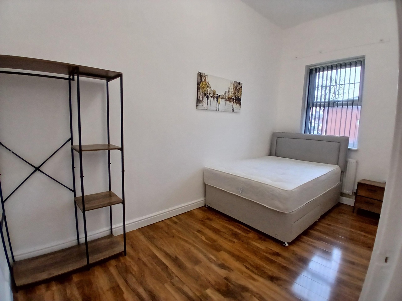 2 Bed Flat, Seymour Road, M8, N1 7GU photo 4