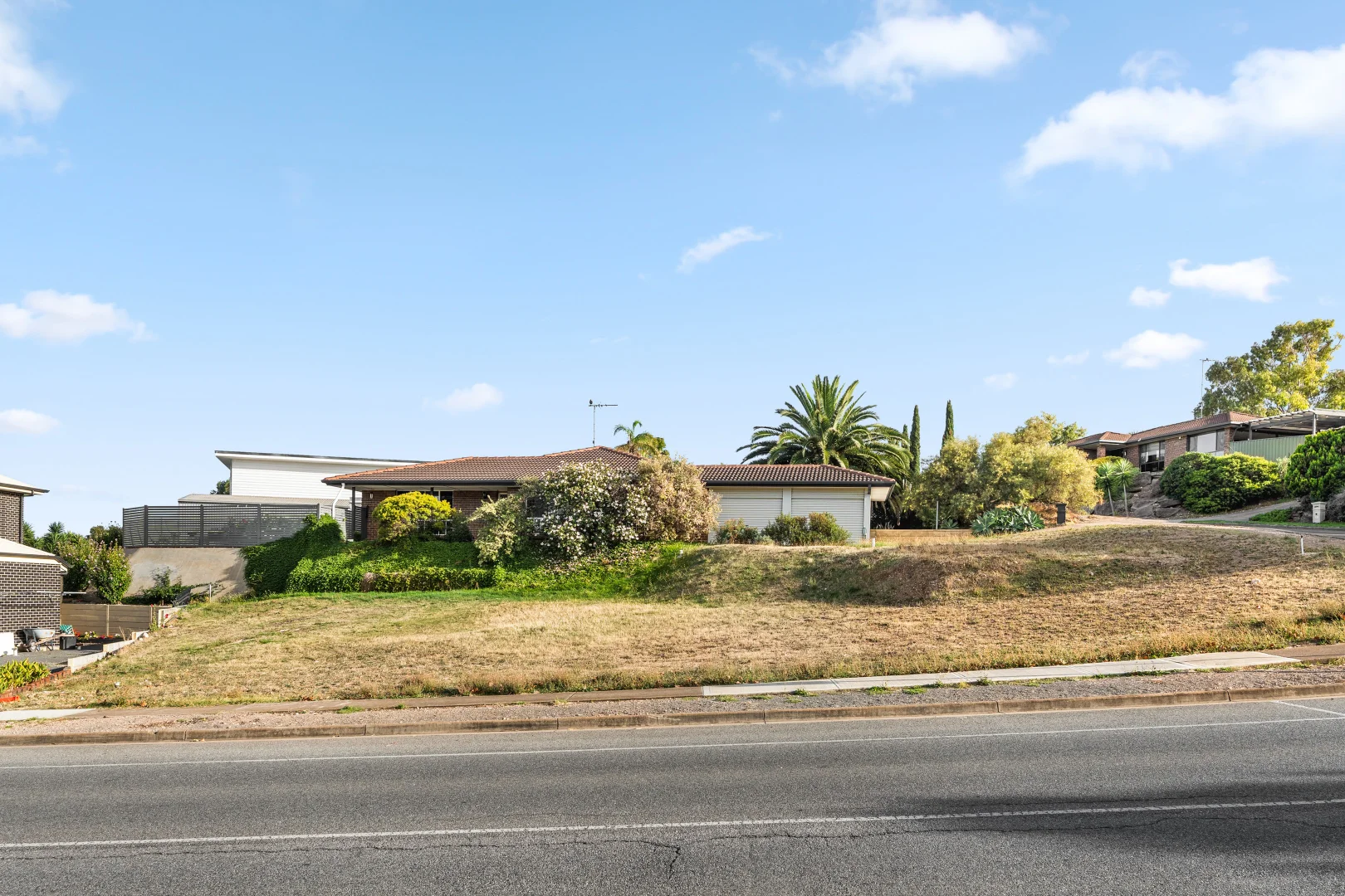 Additional image 3 of 51 Lighthouse Drive, Hallett Cove SA 5158