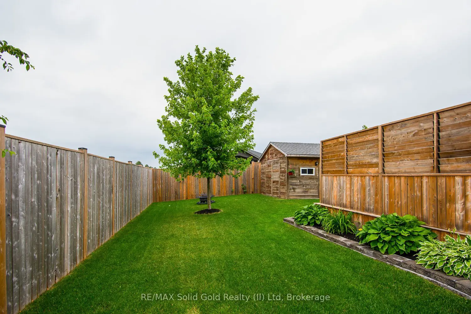 102 Forbes Crescent photo 4