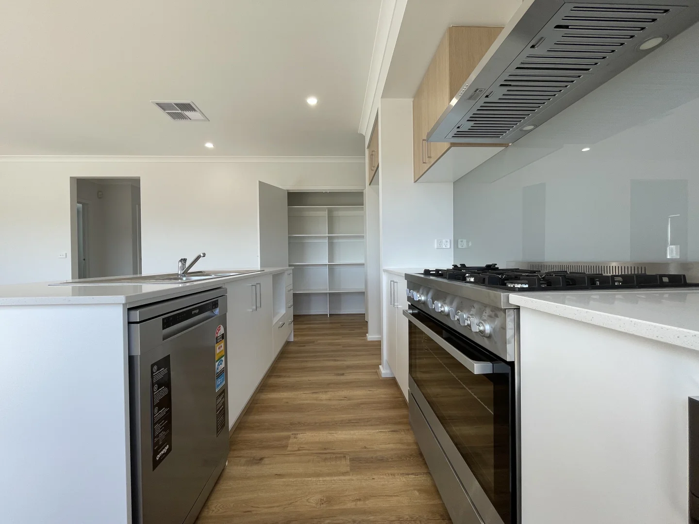 Additional image 3 of 36 Livingston Boulevard, Benalla VIC 3672