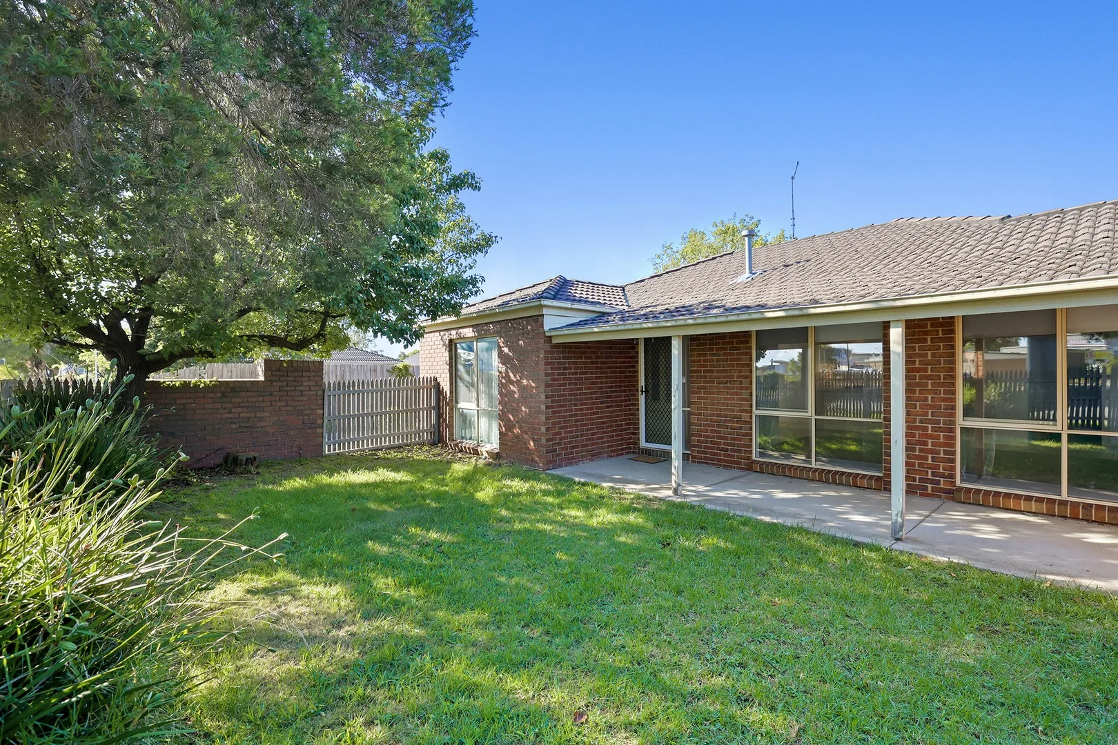 1/9 Henty Street, Pakenham VIC 3810