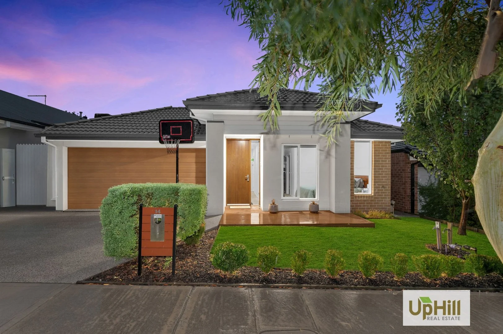 14 Basalt Drive, Clyde North VIC 3978