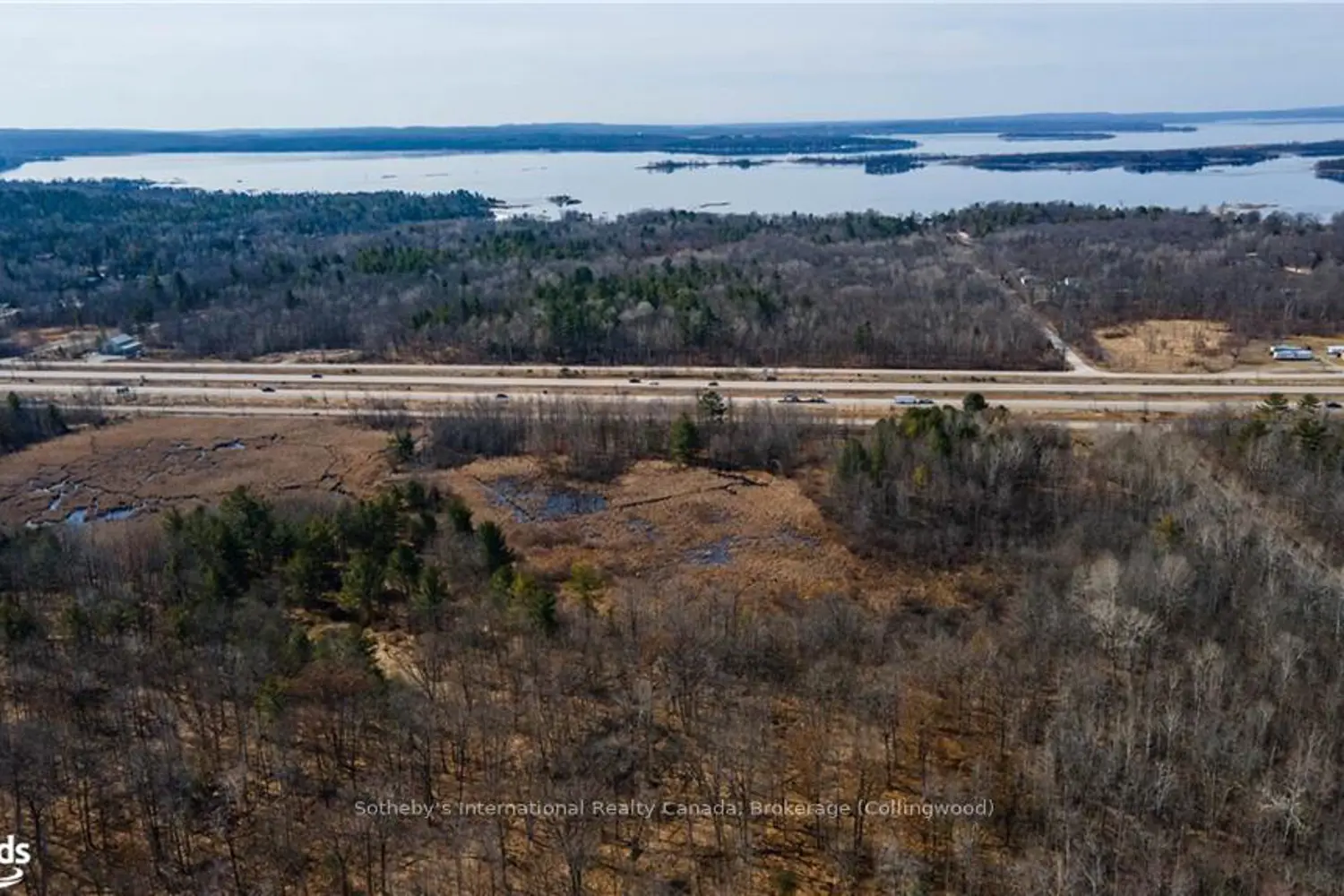 3105 Narrows Road photo 5