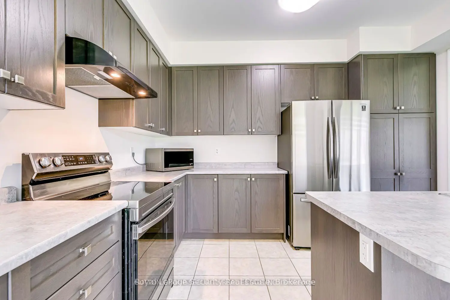 Additional image 8 of 30 Witteveen Drive