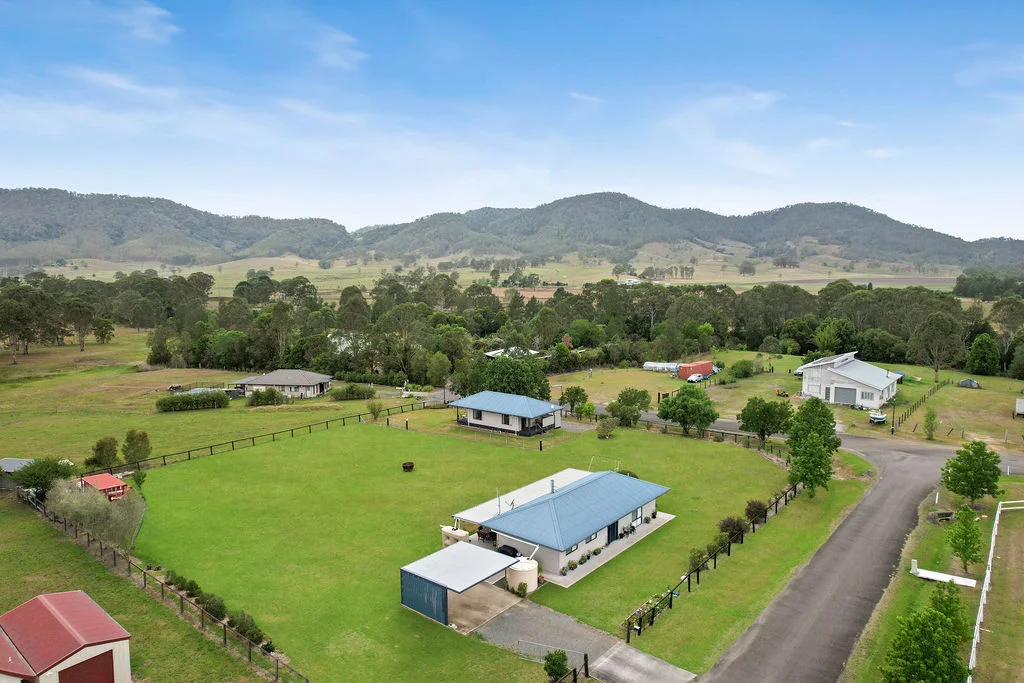 2 Ironbark Close, Gloucester NSW 2422