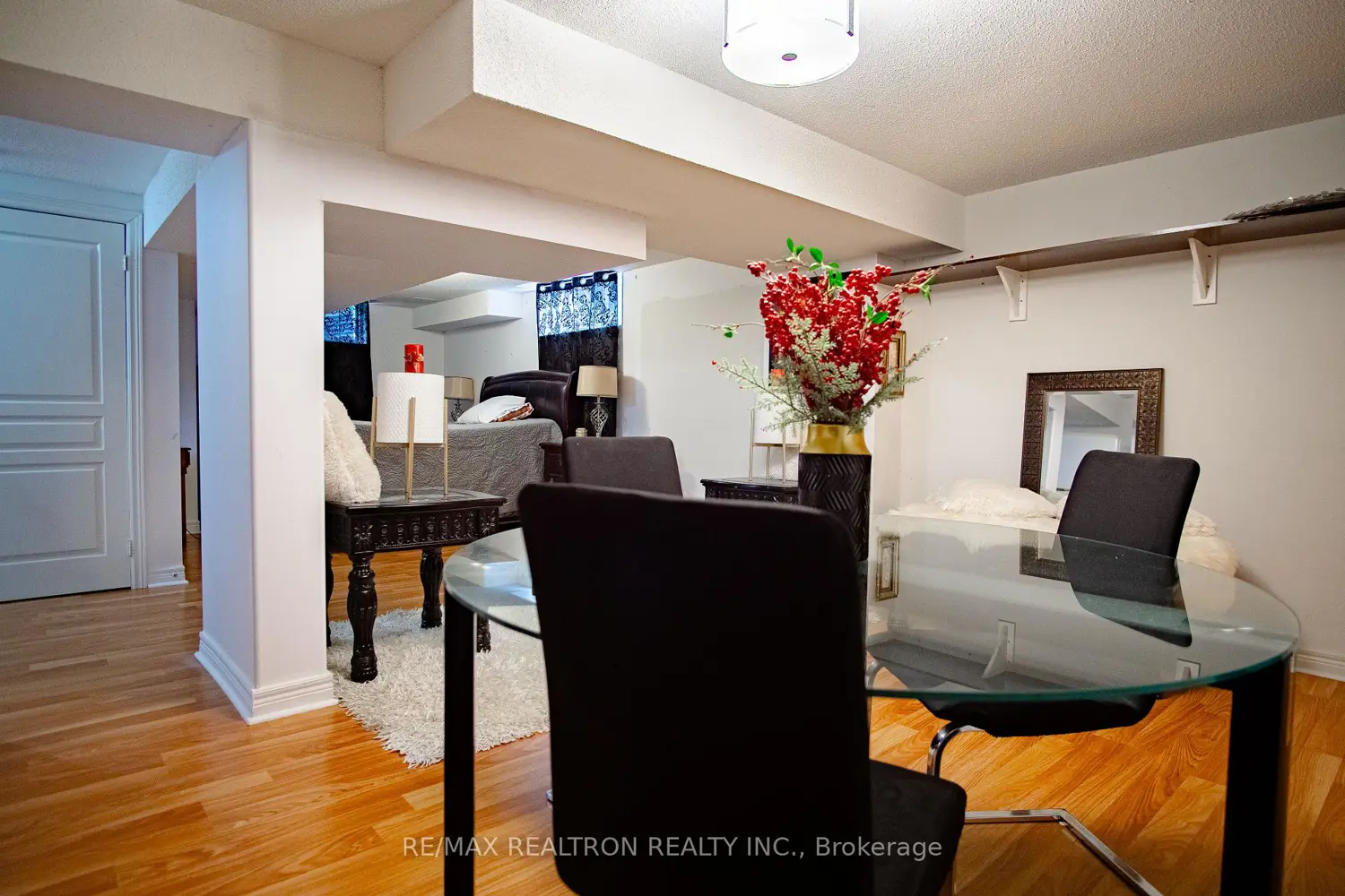 Additional image 16 of 936 Langford Street