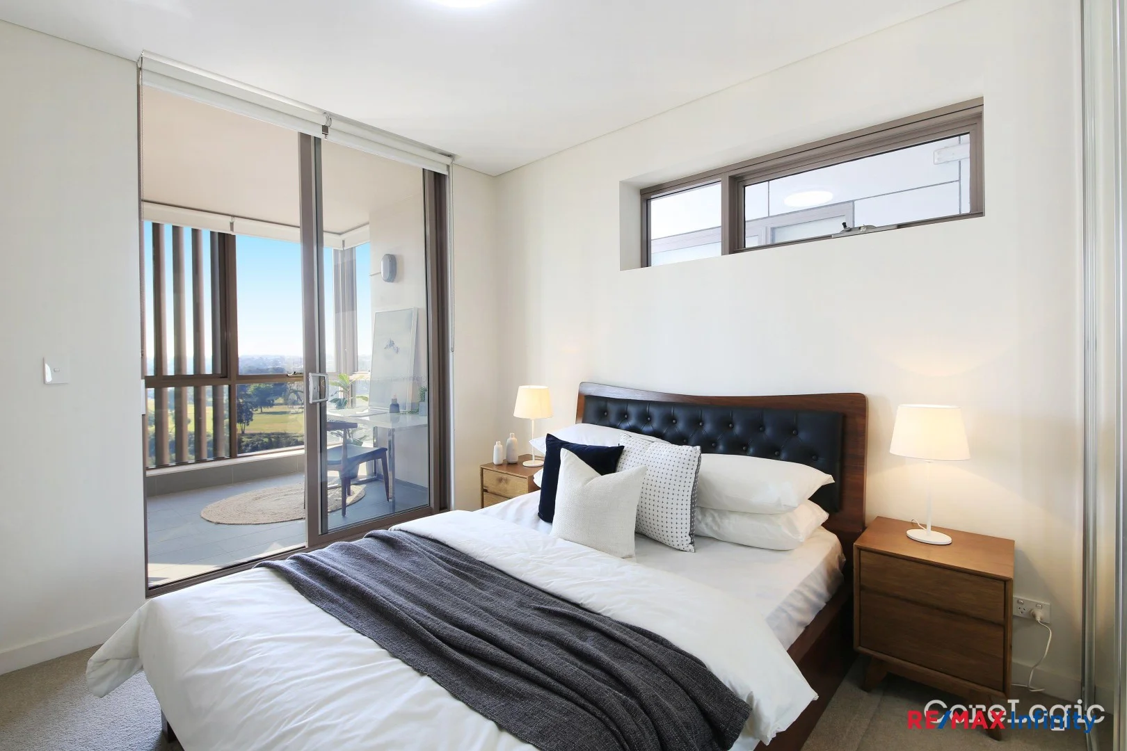 809/2 Discovery Point Pl, Wolli Creek NSW 2205