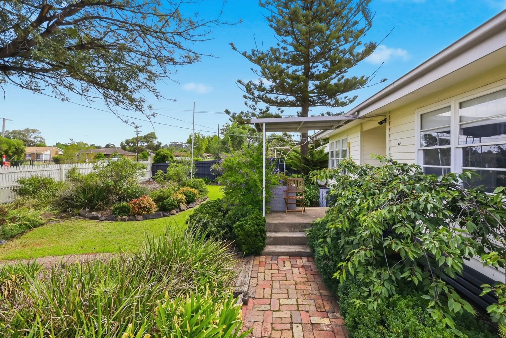 42 Grey Street, Darley VIC 3340 photo 2