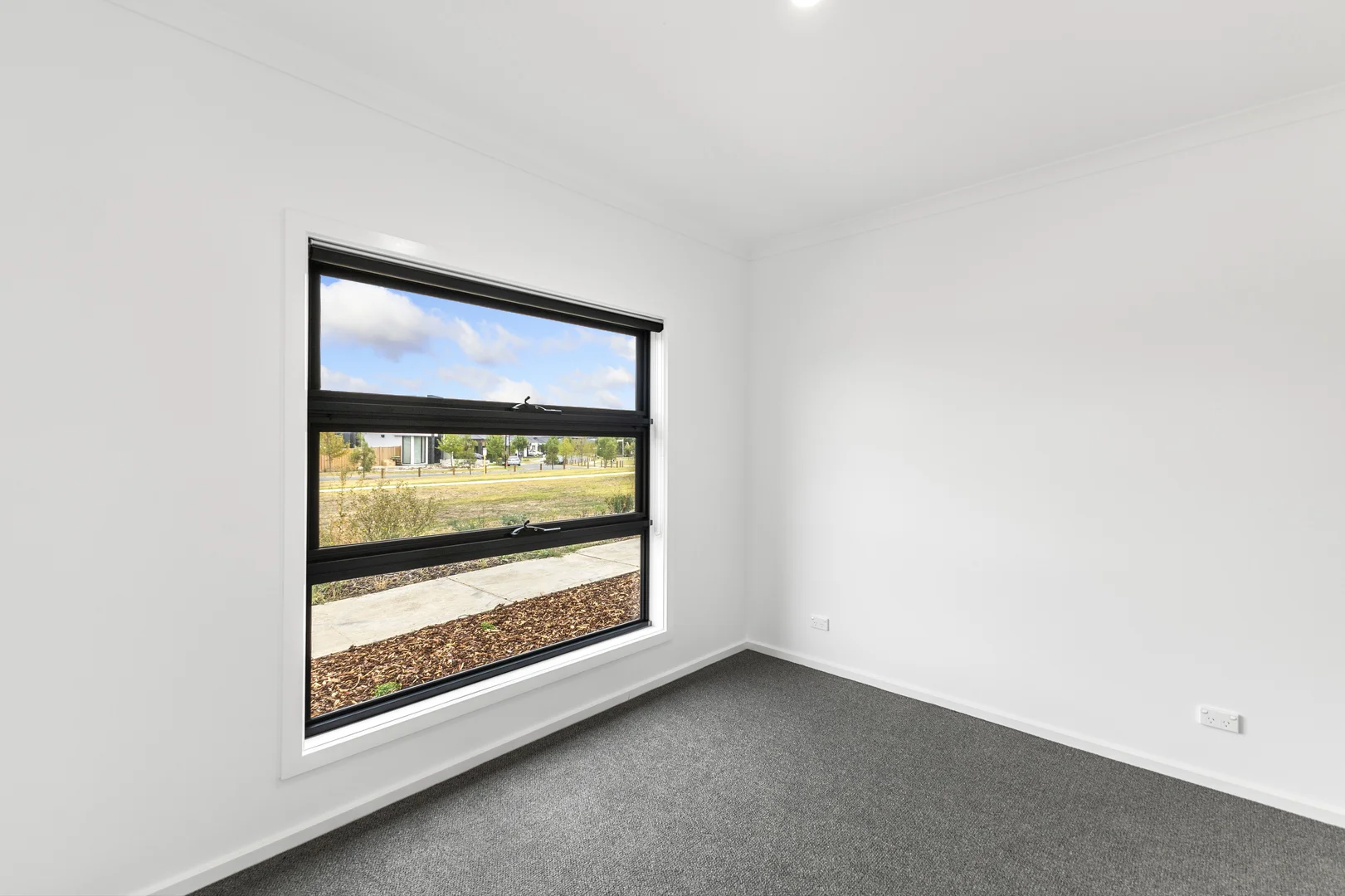 Additional image 6 of 33 Alicante Walk, Wollert VIC 3750