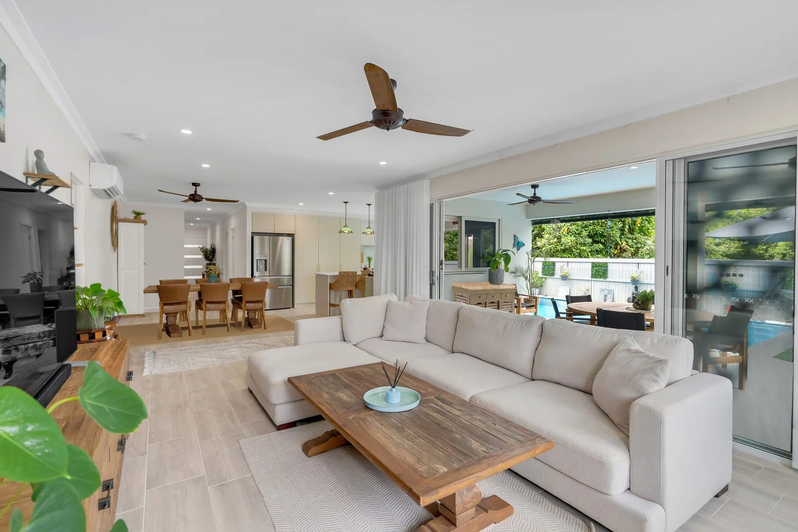 6 Coachwood Close, Bentley Park QLD 4869