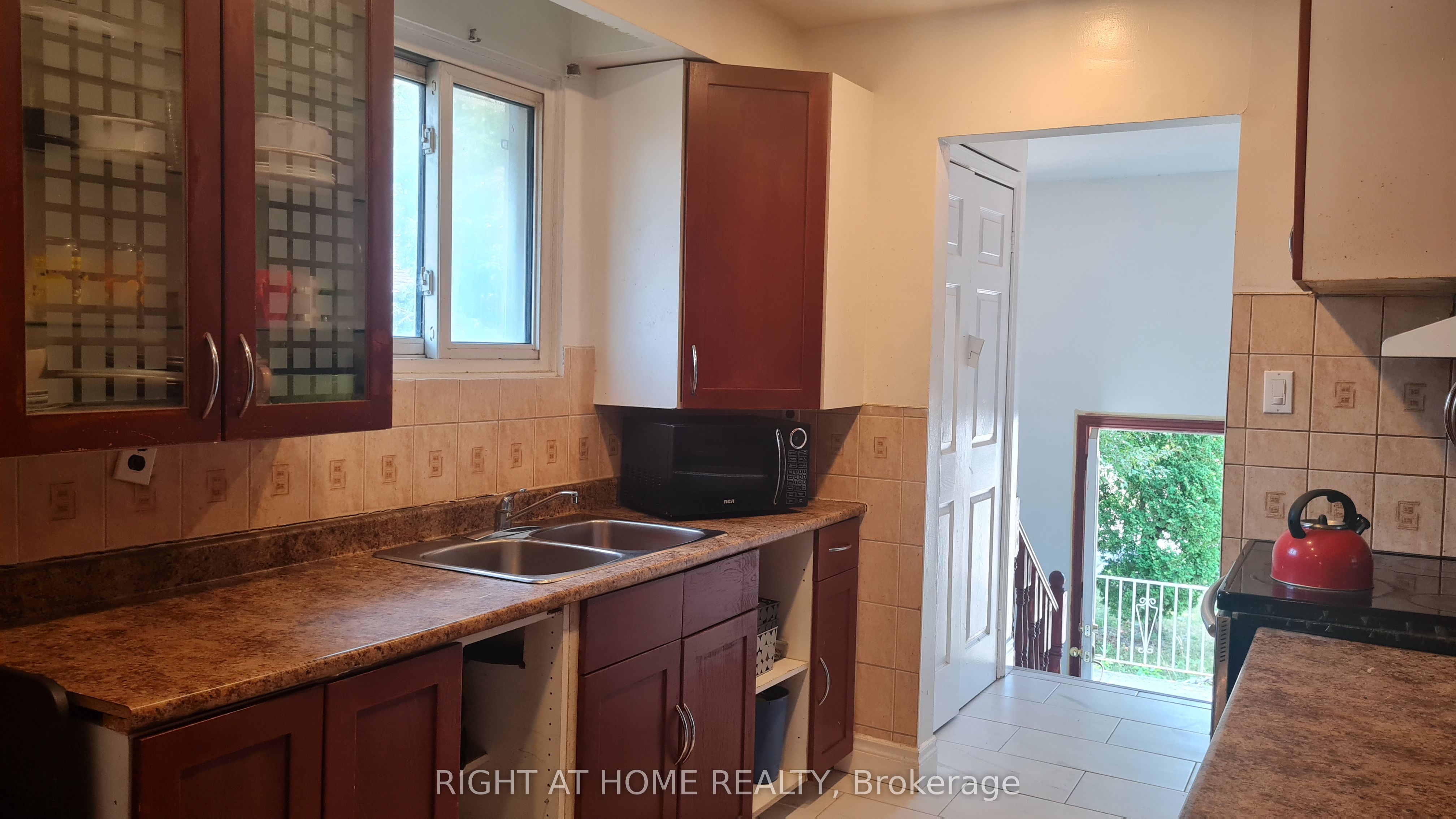 55 Littleleaf Drive, Toronto, ON, M1B 1Y7 photo 5