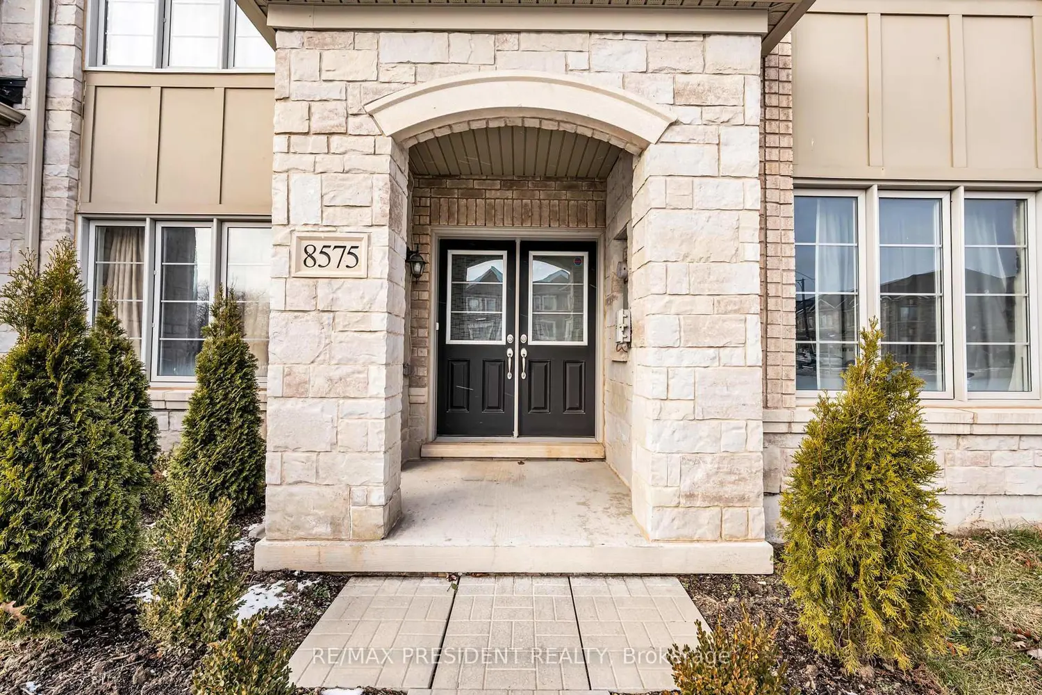 Additional image 4 of 8575 Financial Drive