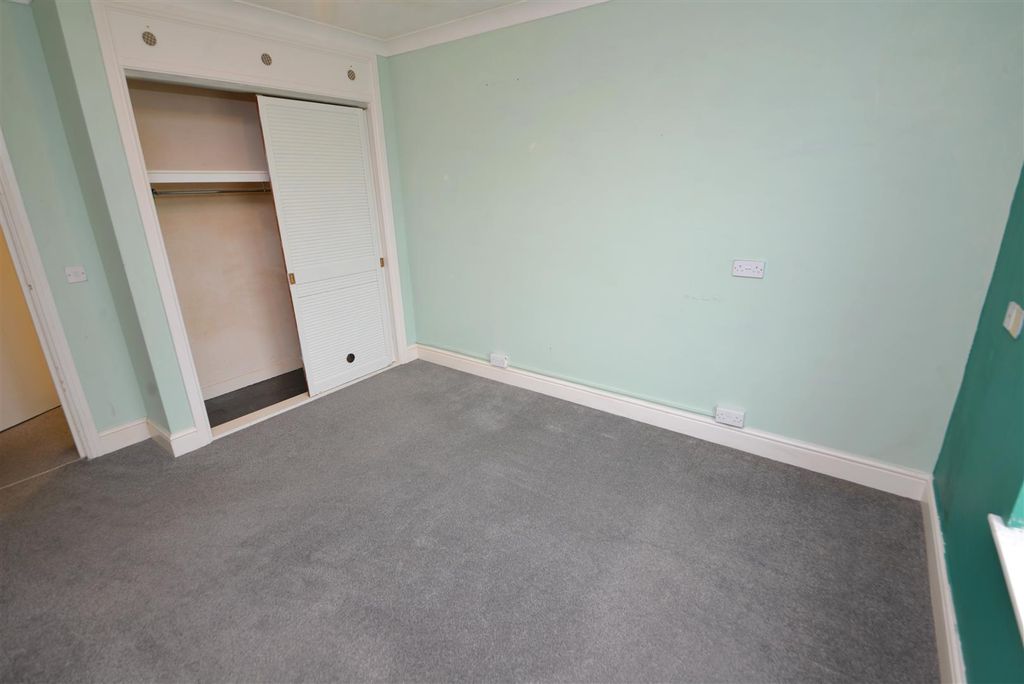 Additional image 7 of 2 bed flat for saleClareston Court, Station Road, Tenby SA70