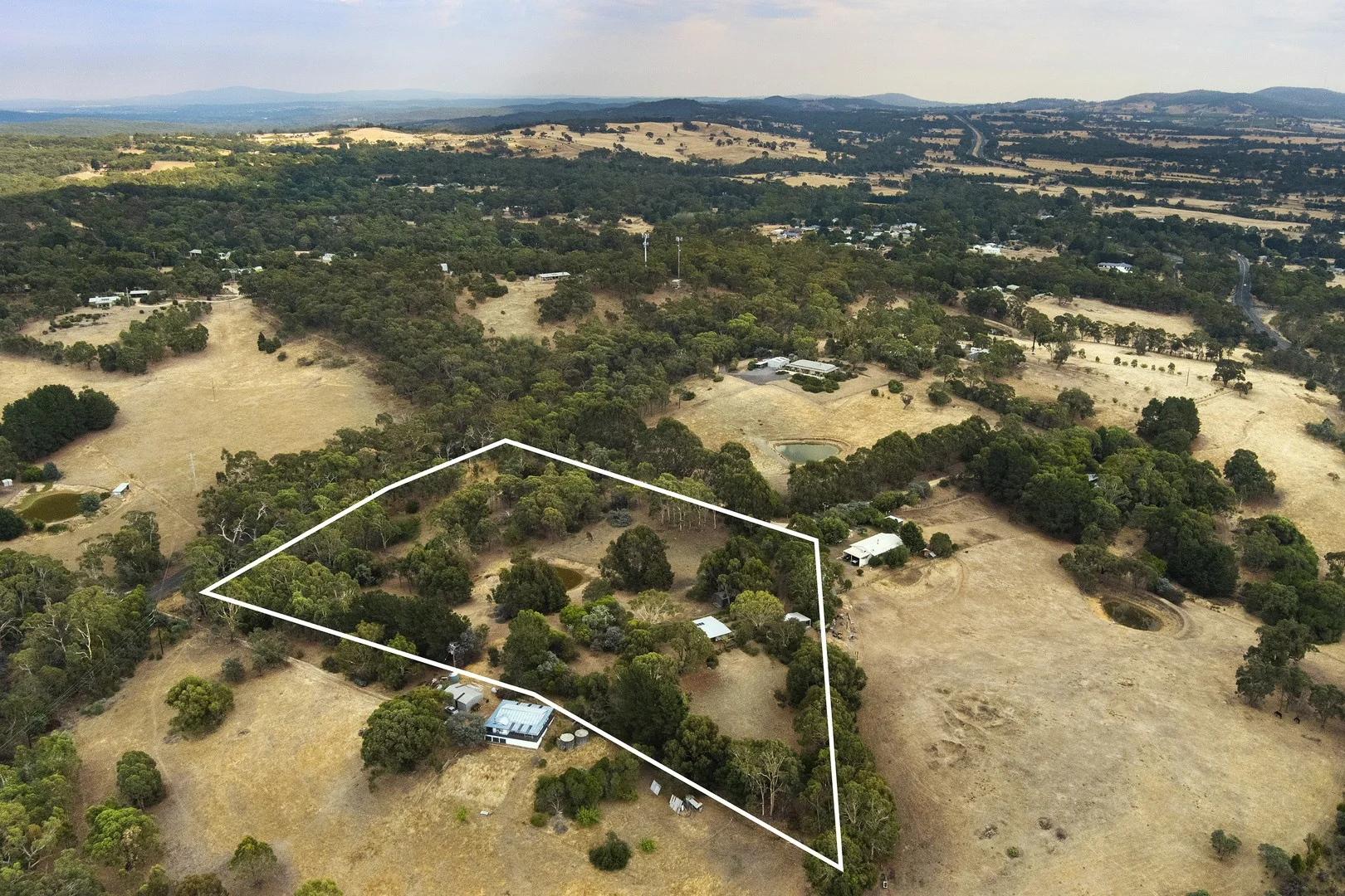 54 Mount View Drive, Elphinstone VIC 3448