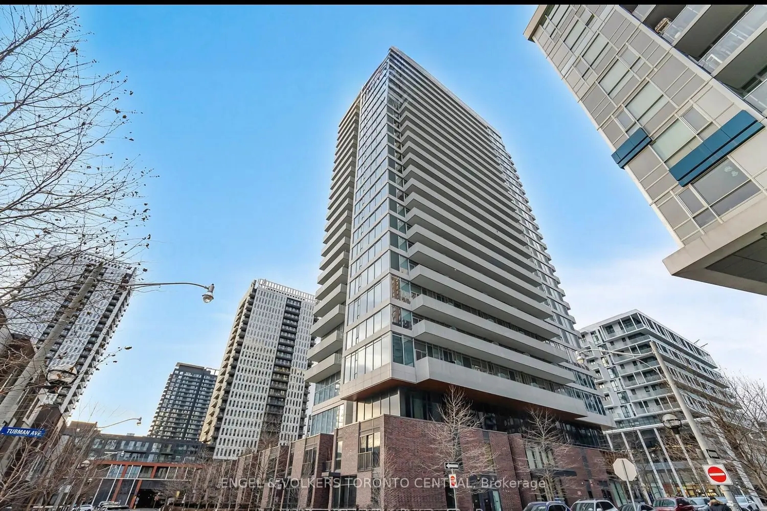 20 Tubman Avenue 1011