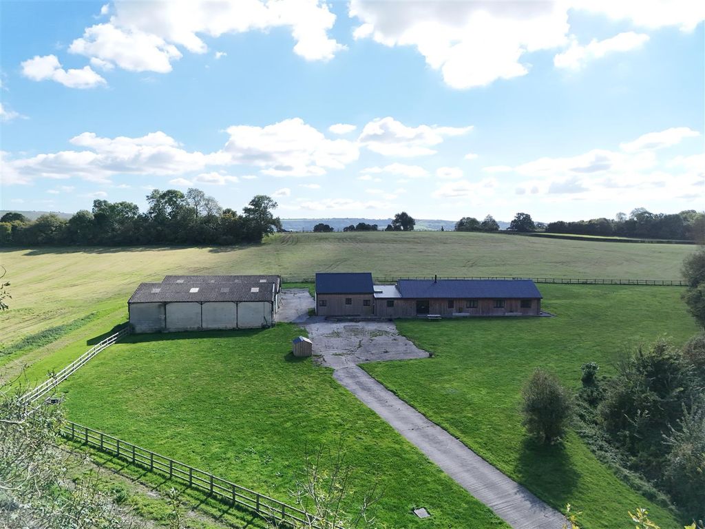 4 bed farm for saleFifehead Neville, Sturminster Newton, Dorset DT10