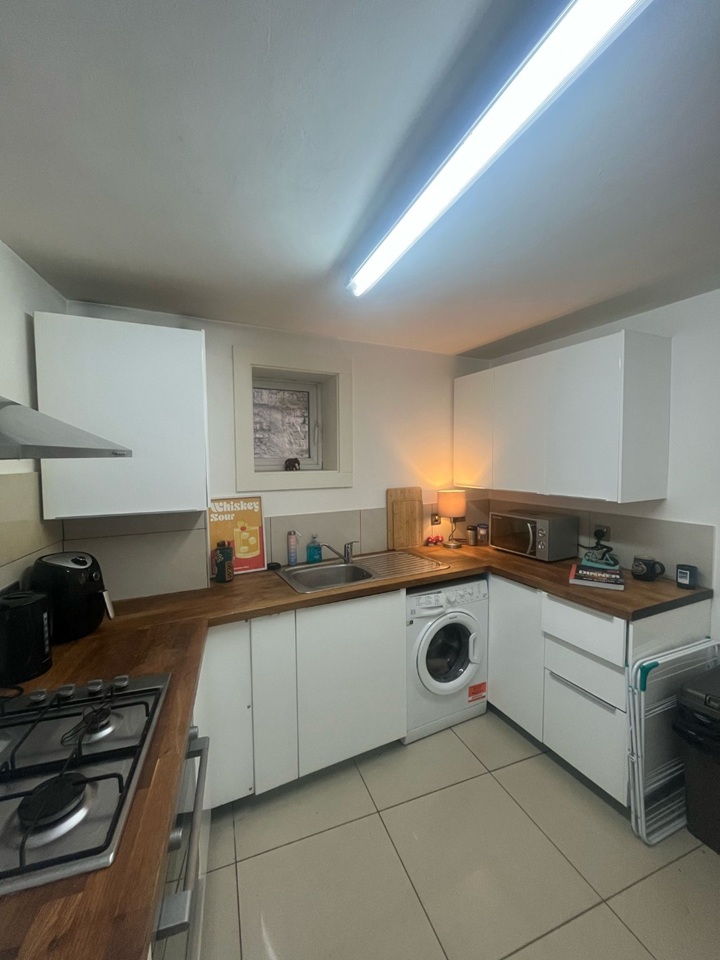 1 Bed Flat, Lansdowne Way, SW8, N1 7GU photo 2